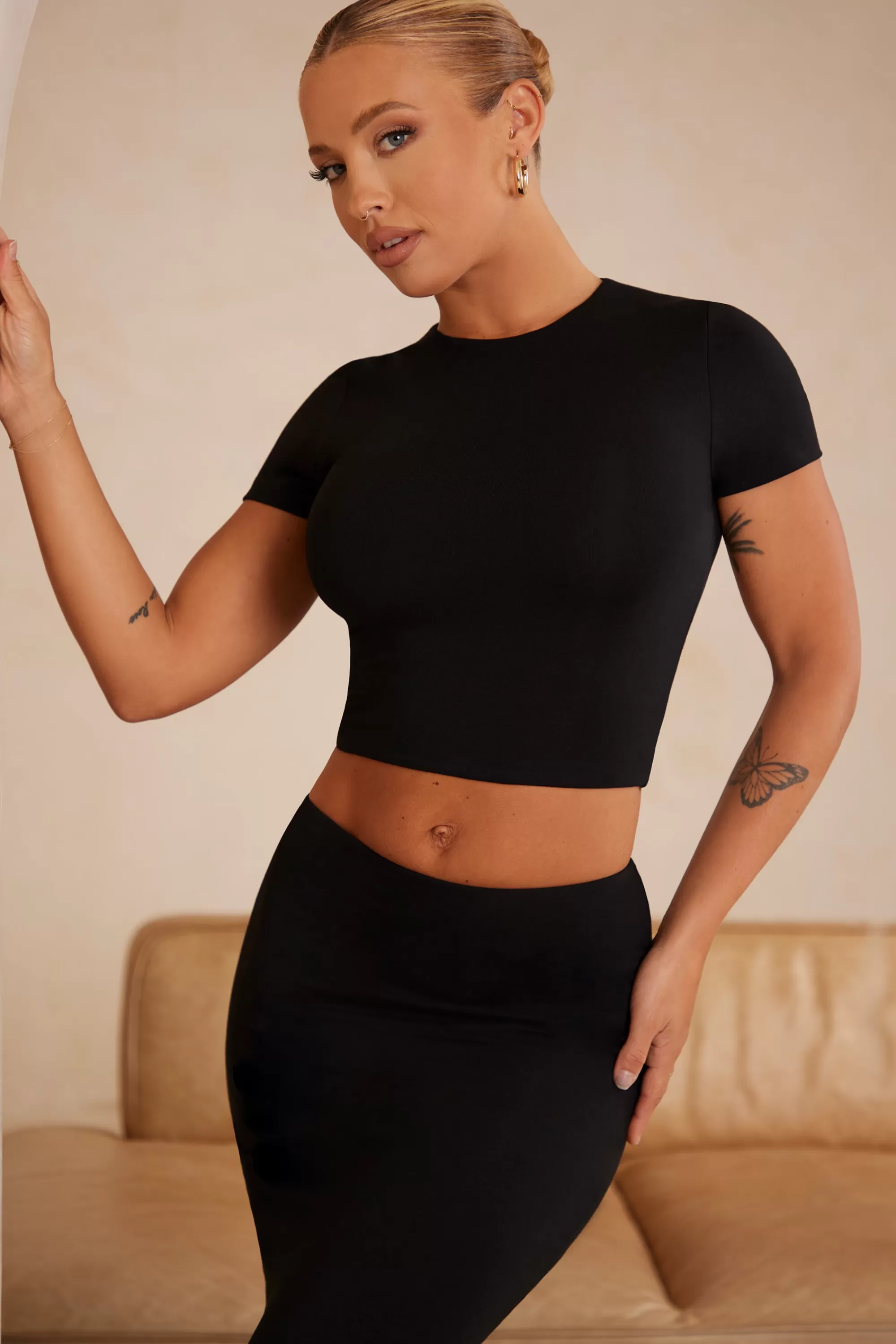 Oh Polly Cap Sleeve Crop Top in Black Flash Sale