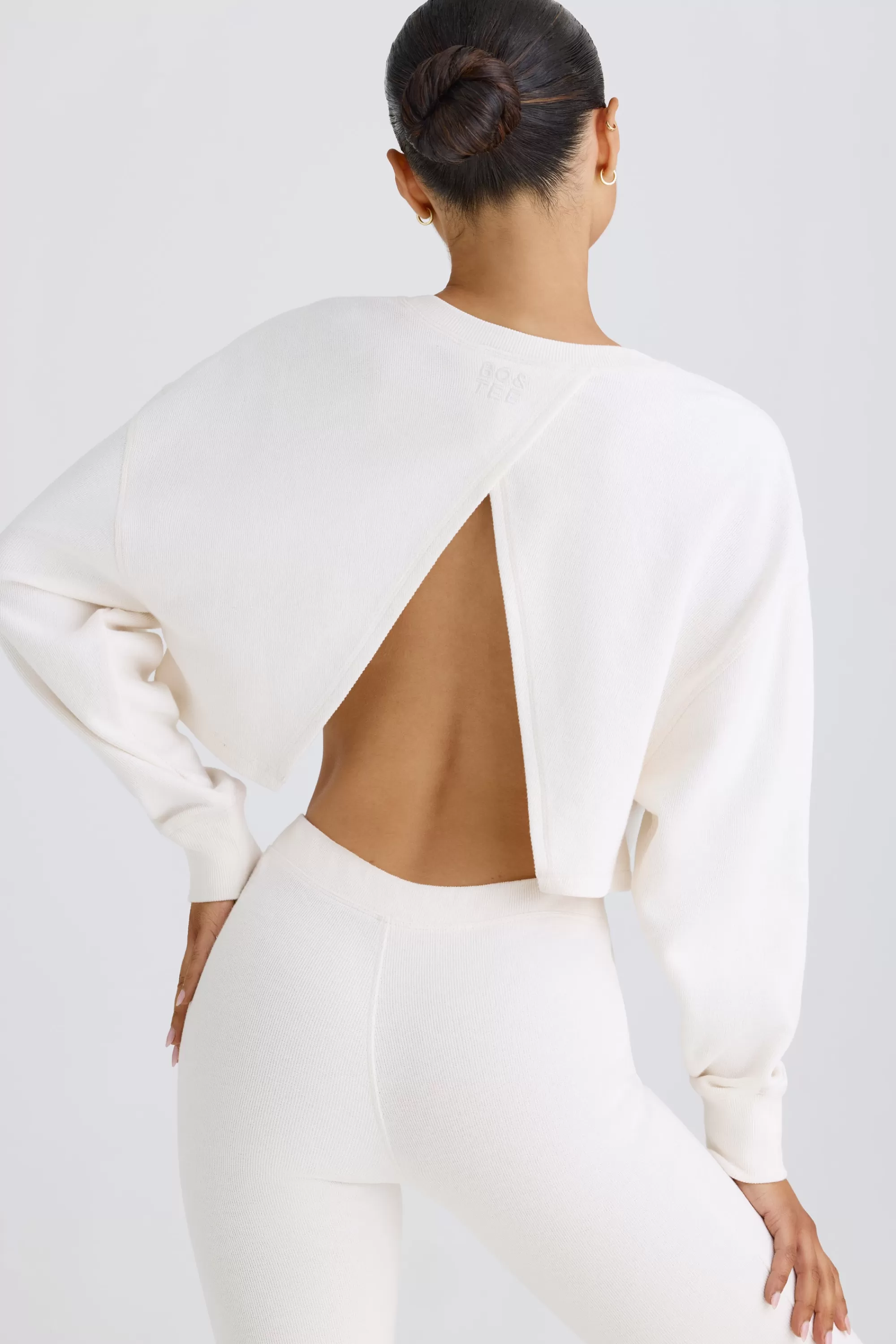 Oh Polly Crew-Neck Open-Back Cropped Sweatshirt in White Online