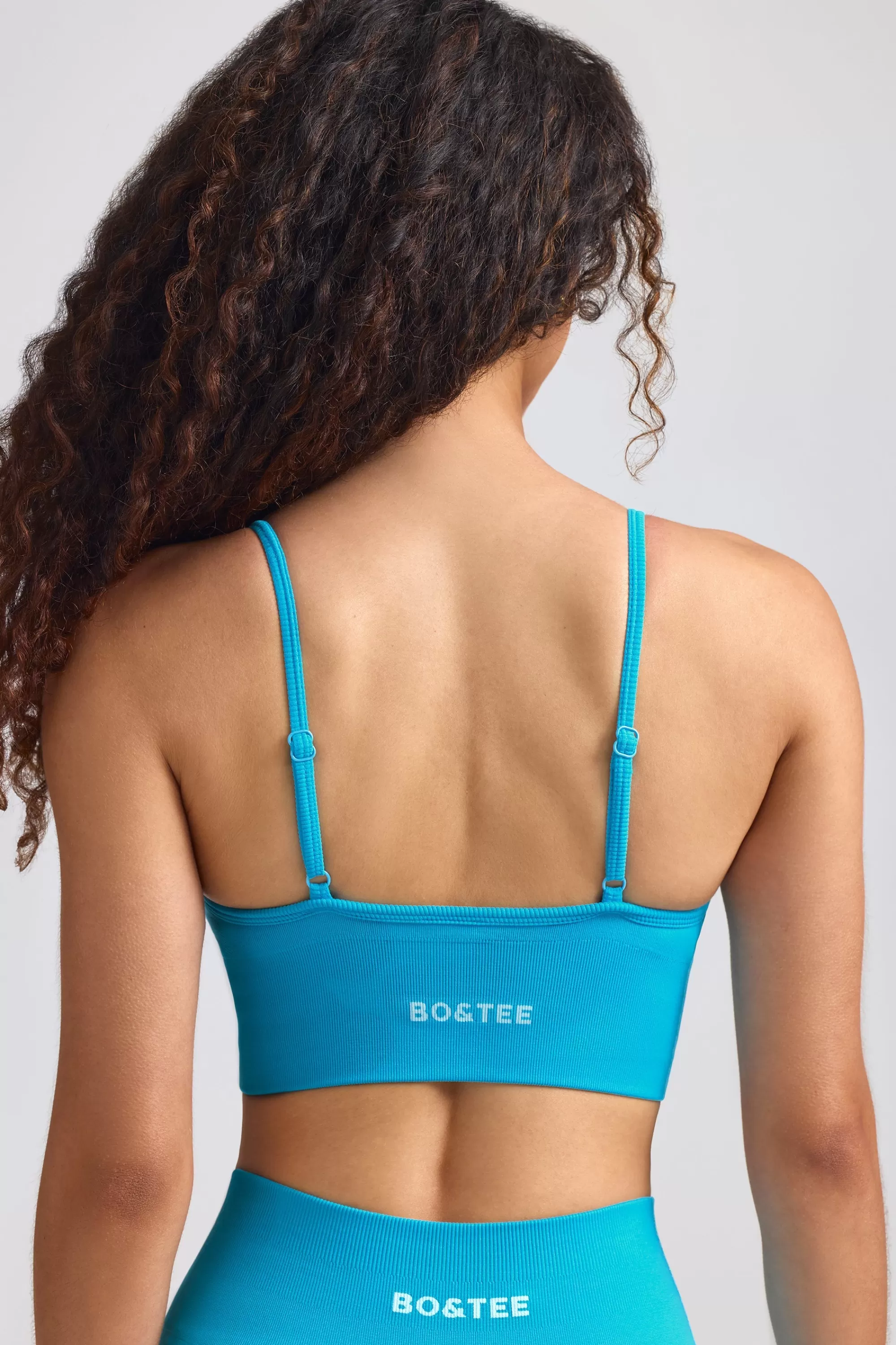 Oh Polly Define Luxe V-Neck Sports Bra in Turquoise Blue Sale