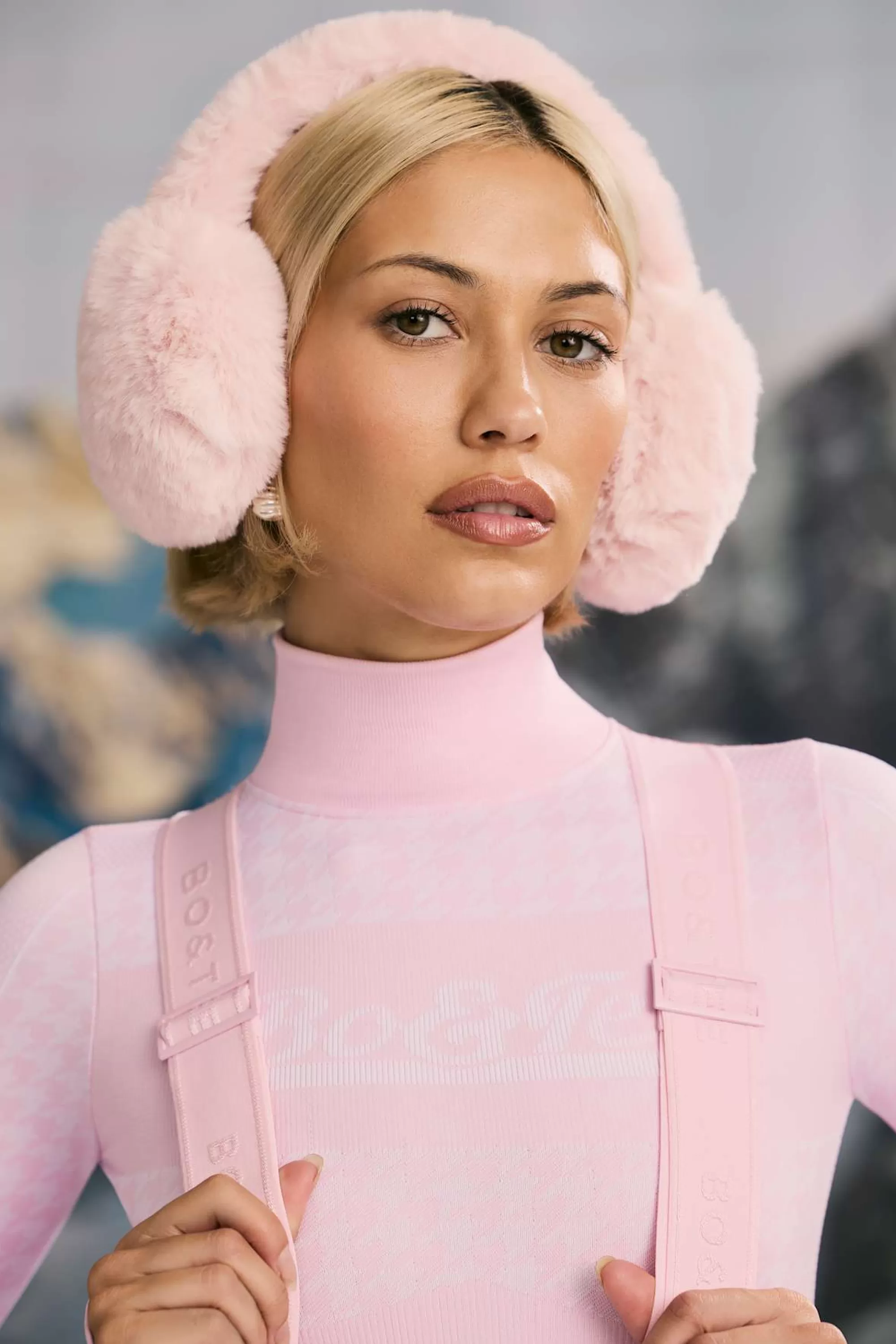 Oh Polly Faux-Fur Earmuffs in Pastel Pink PastelPink Fashion