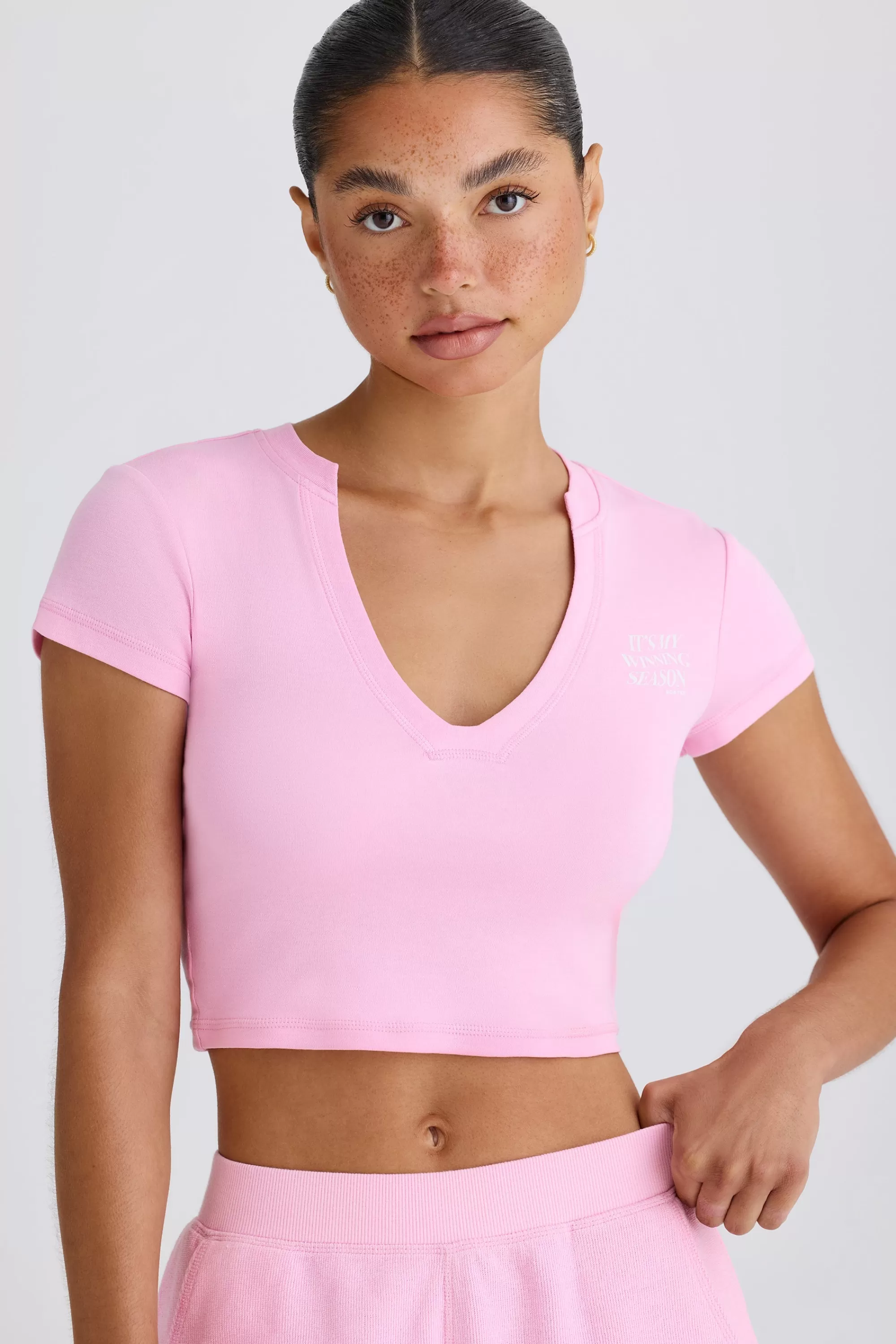 Oh Polly Graphic-Print Cropped T-Shirt in Bubblegum Pink BubblegumPink Outlet