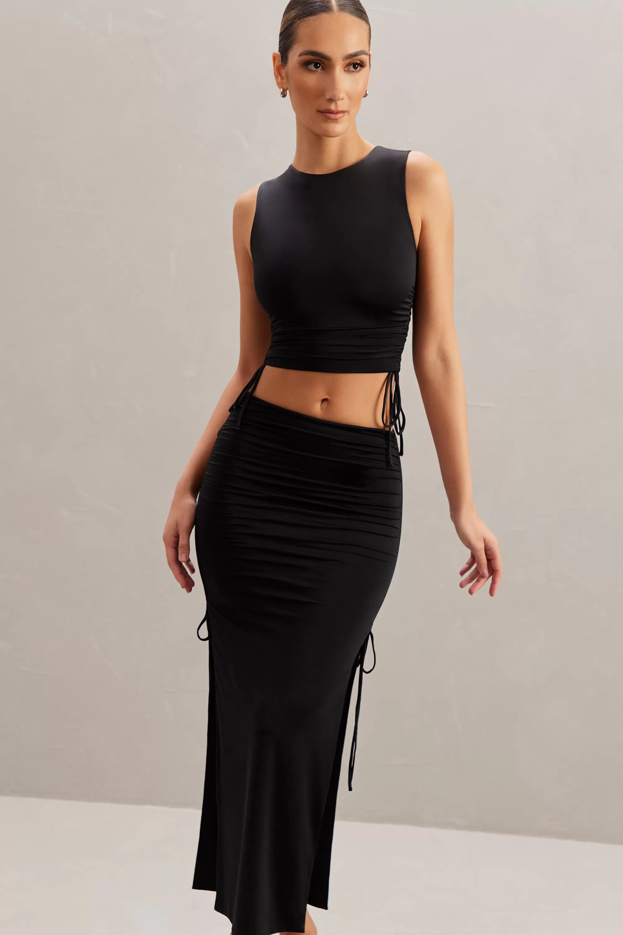 Oh Polly Mid Rise Midi Skirt in Black Flash Sale