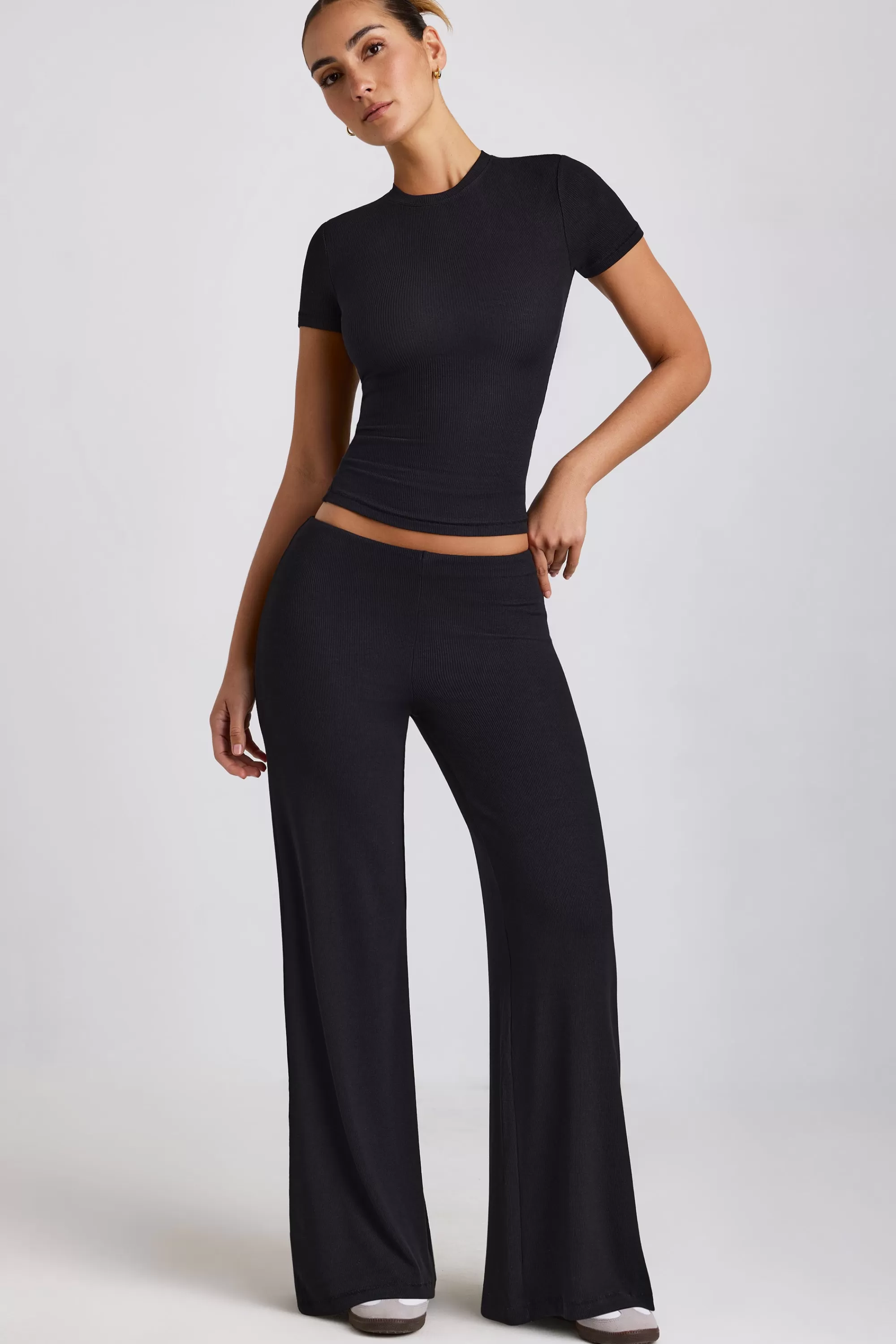 Oh Polly Mid Rise Wide Leg Trousers in Black New