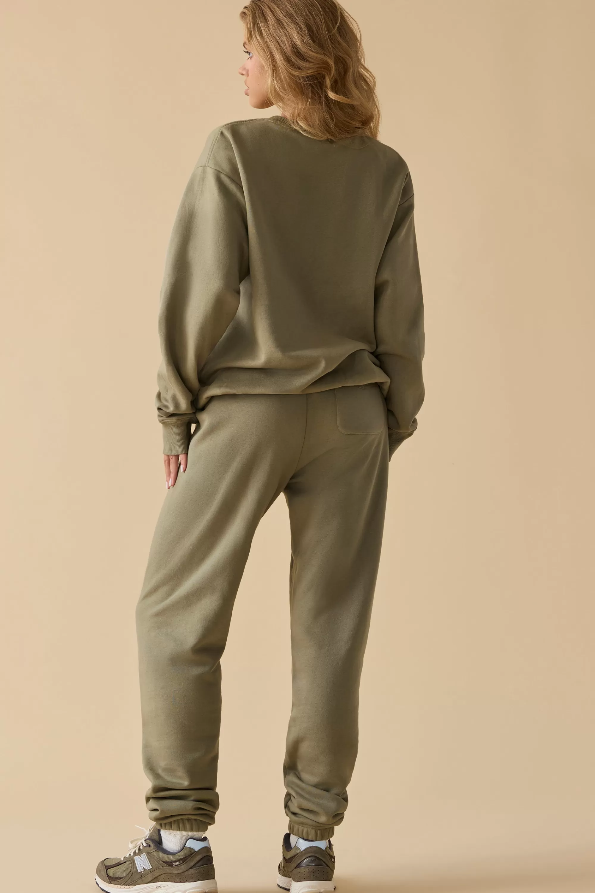 Oh Polly Mid-Rise Joggers in Soft Olive SoftOlive Cheap