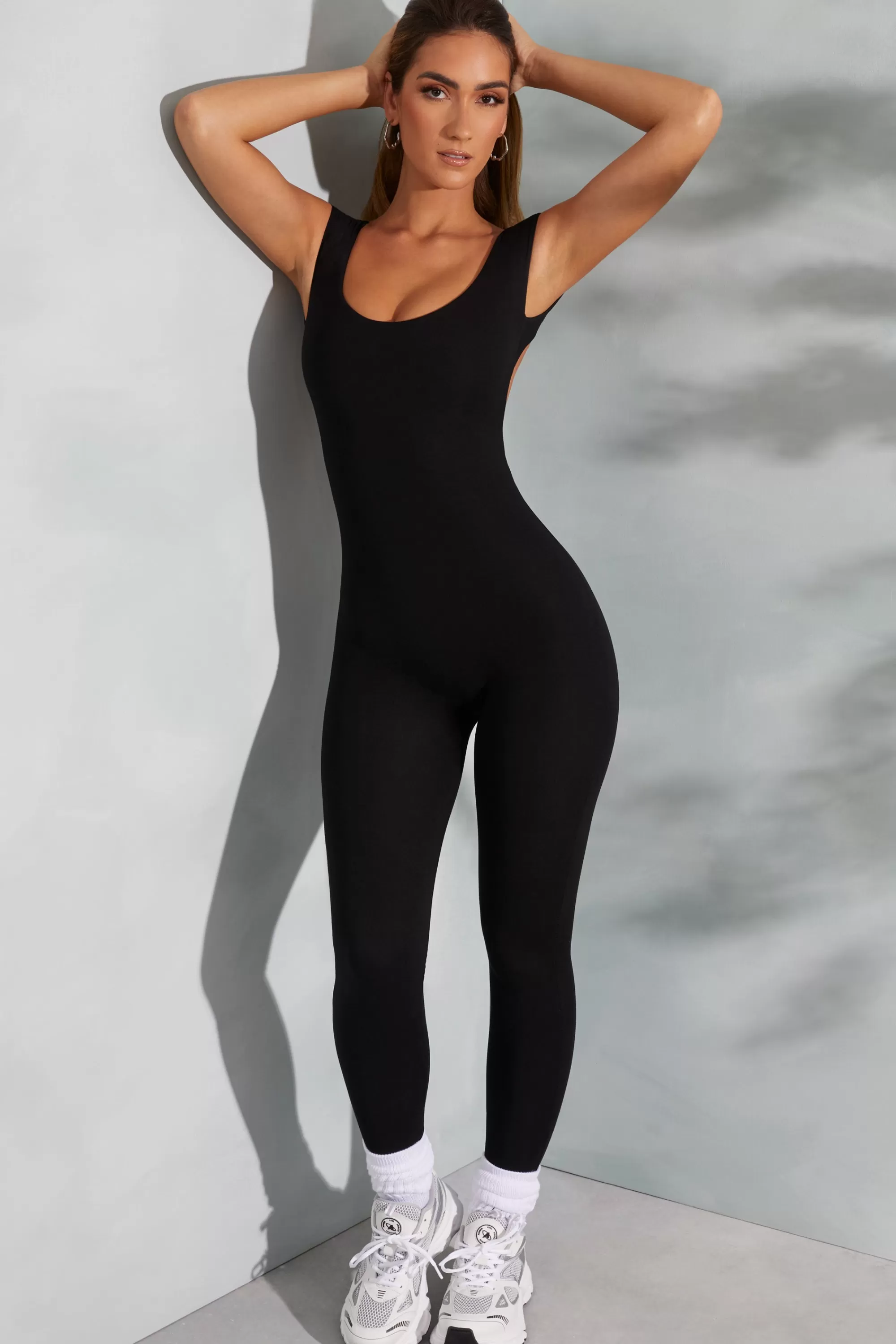 Oh Polly Open Back Scoop Neck Jumpsuit in Black Store