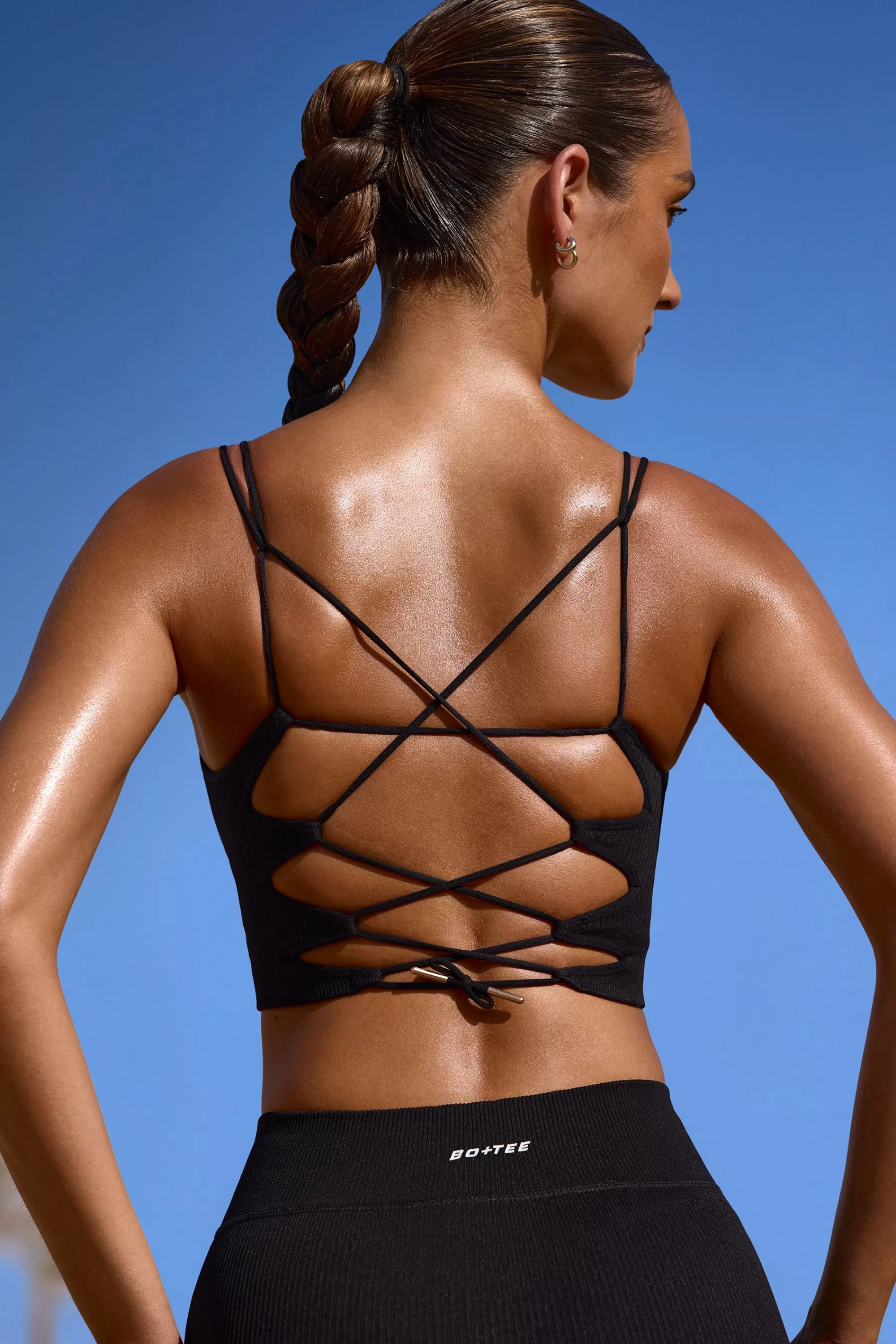 Oh Polly Plunge Neck Open Back FlexiRib Sports Bra in Black Fashion