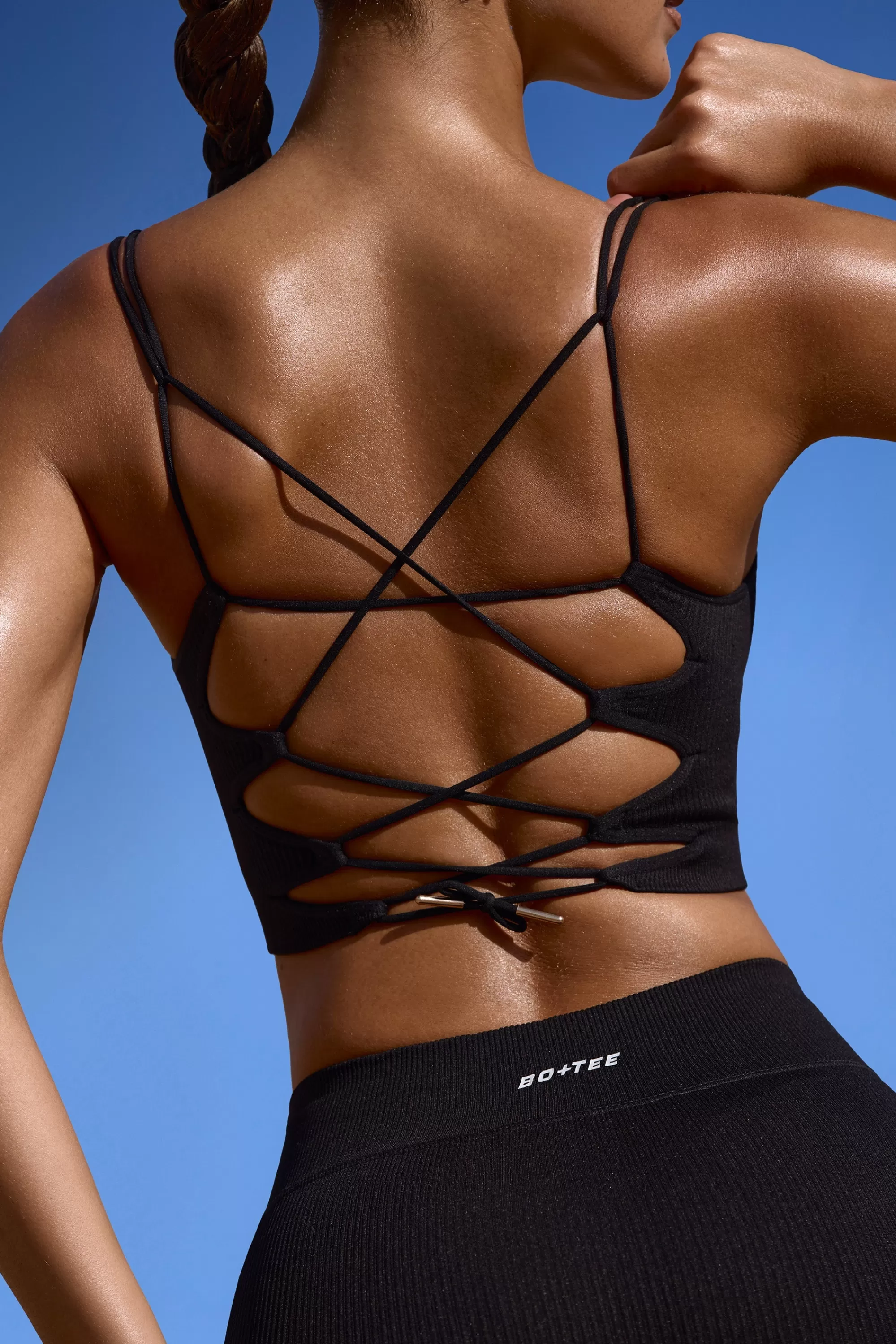 Oh Polly Plunge Neck Open Back FlexiRib Sports Bra in Black Fashion