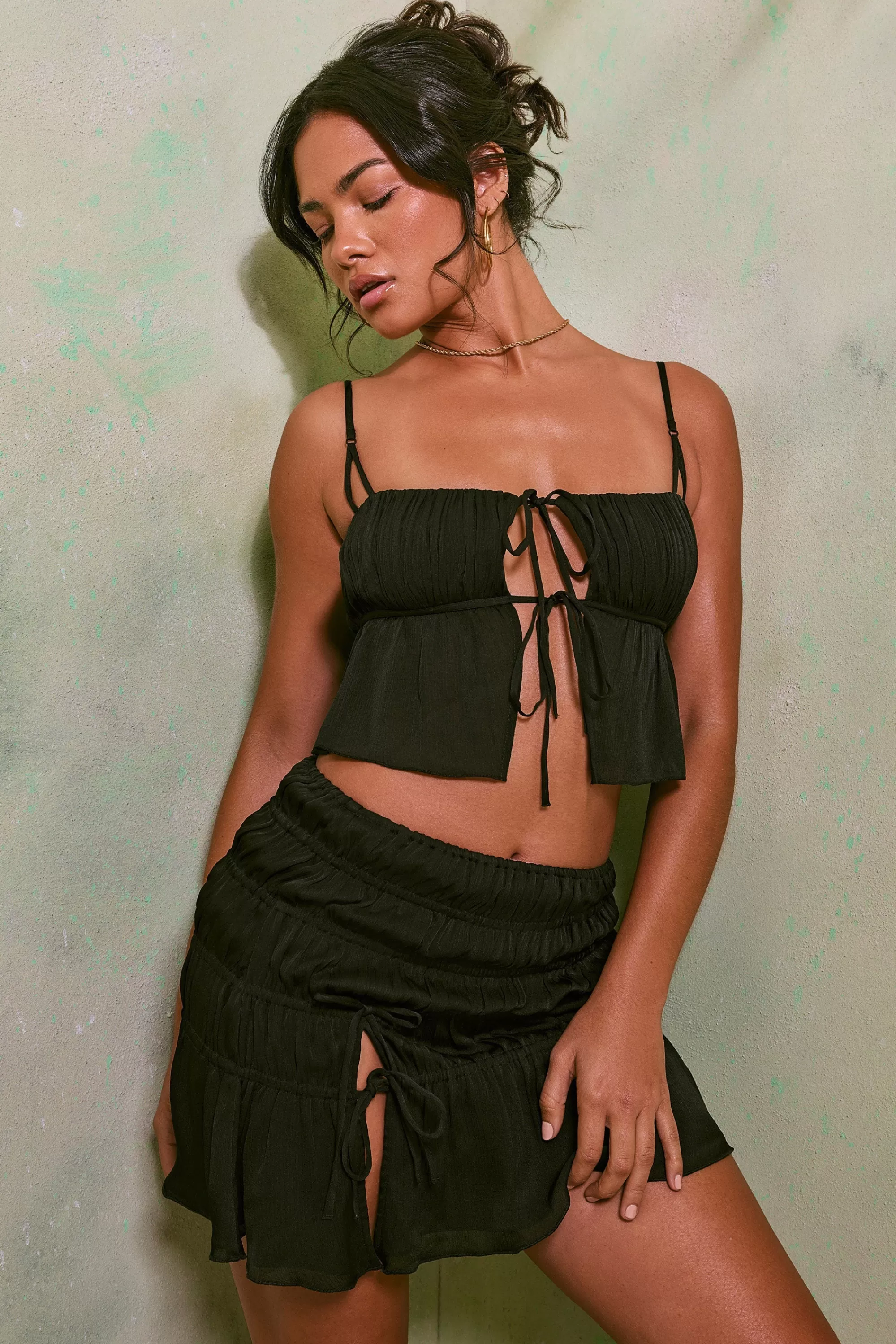 Oh Polly Shirred Thigh High Split Mid Rise Mini Skirt in Black Clearance