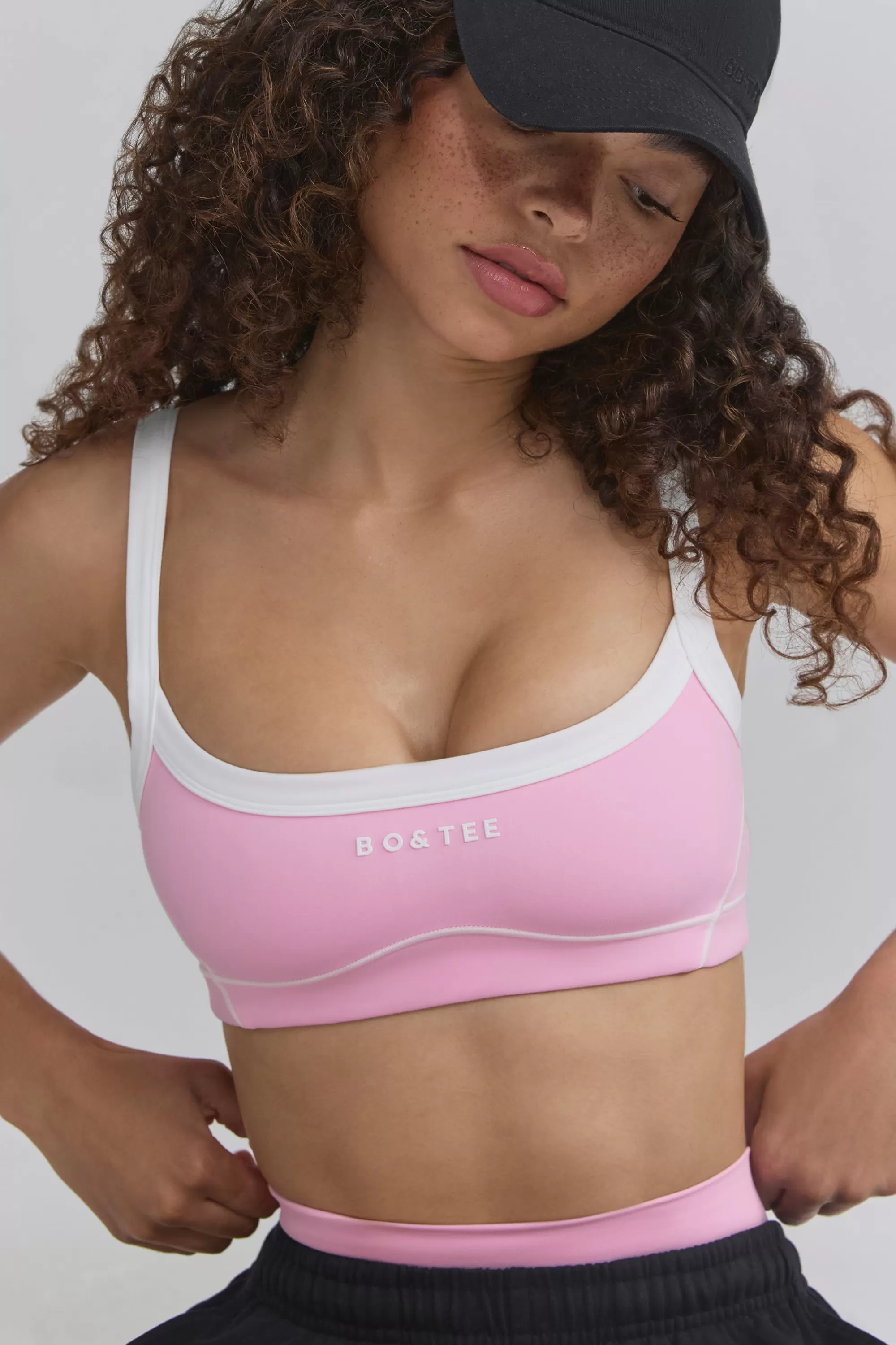 Oh Polly Soft Active Contrast-Trim Sports Bra in Baby Pink BabyPink Cheap