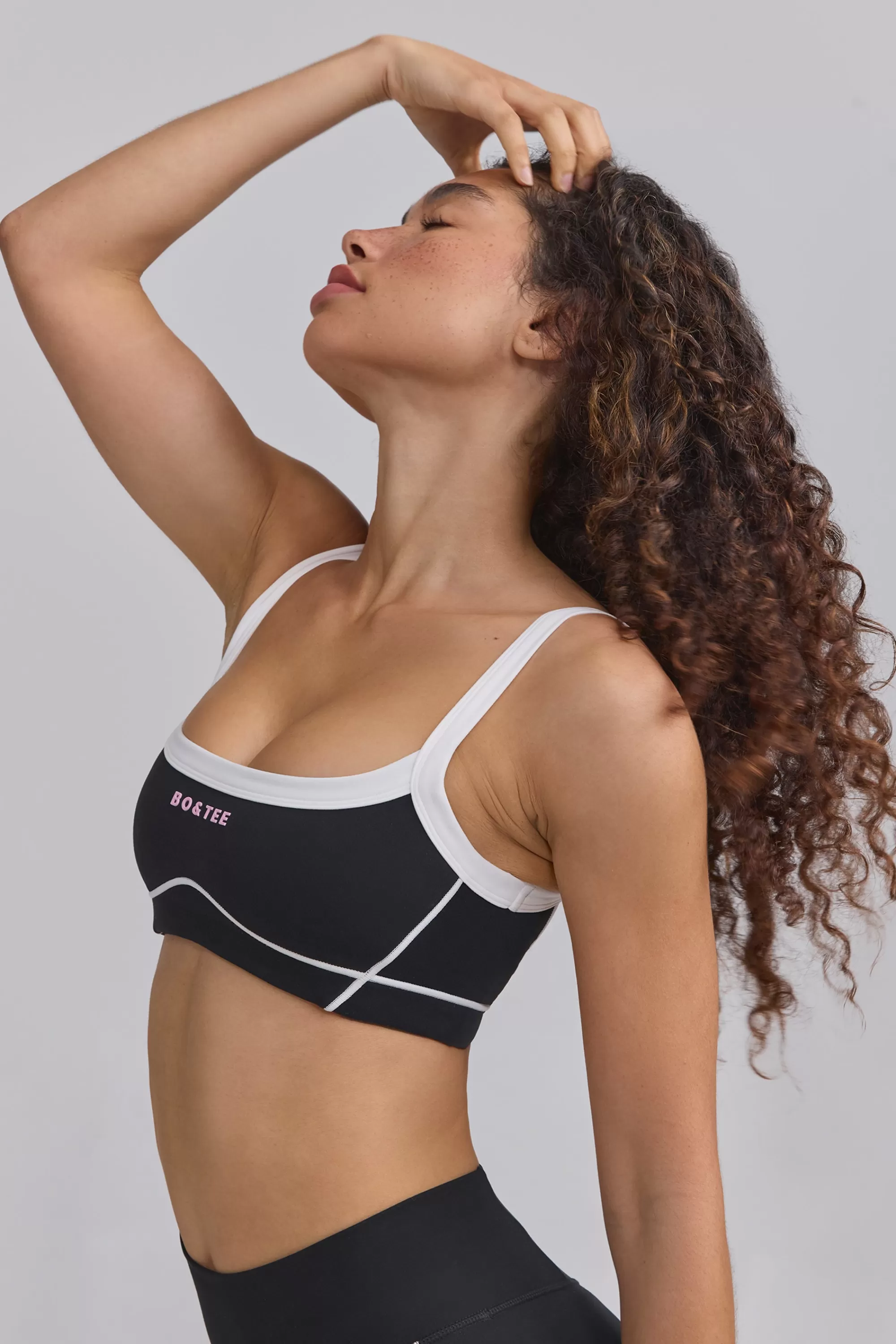 Oh Polly Soft Active Contrast-Trim Sports Bra in Black New