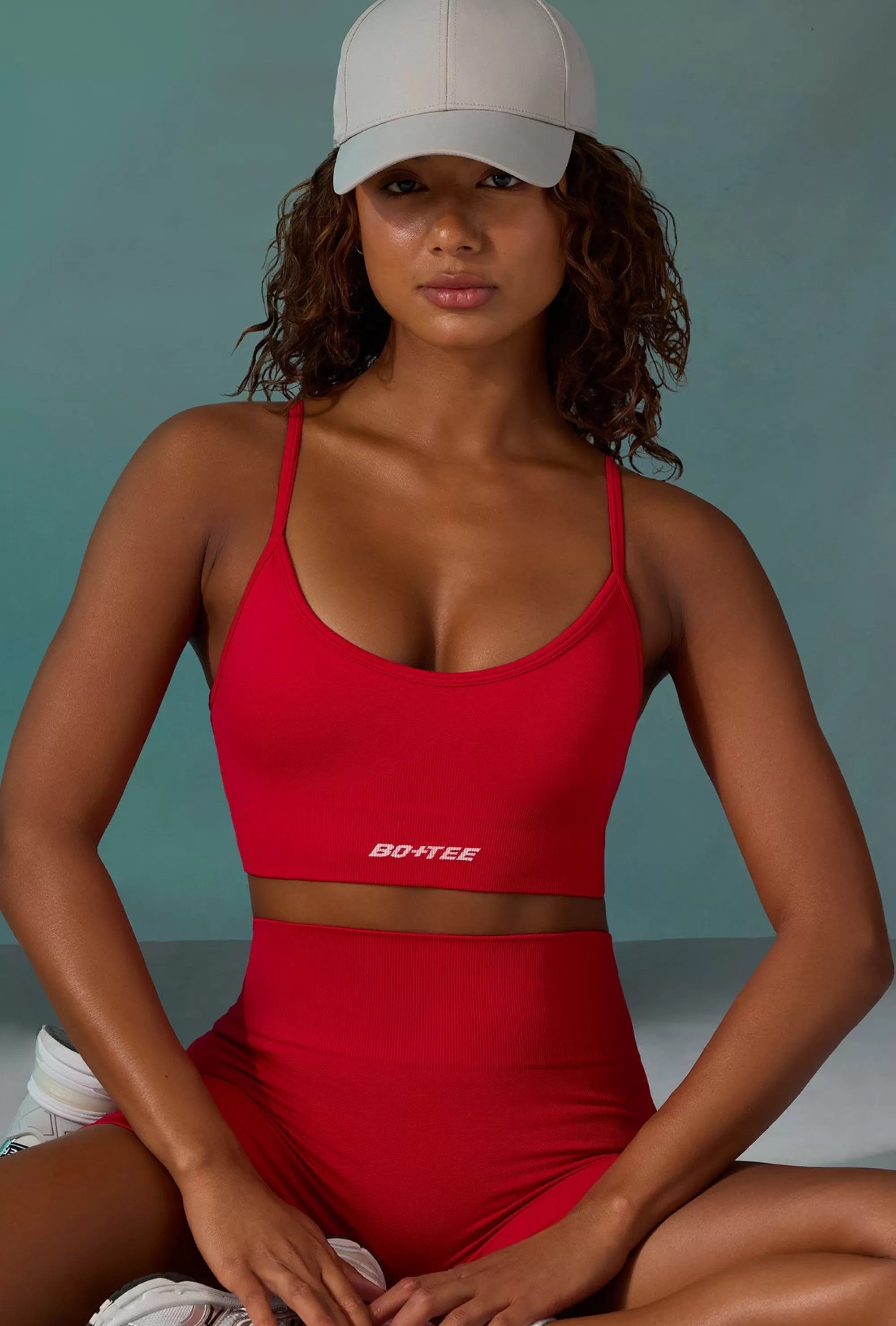 Oh Polly Super Sculpt Scoop Neck Sports Bra in Tango Red TangoRed Store