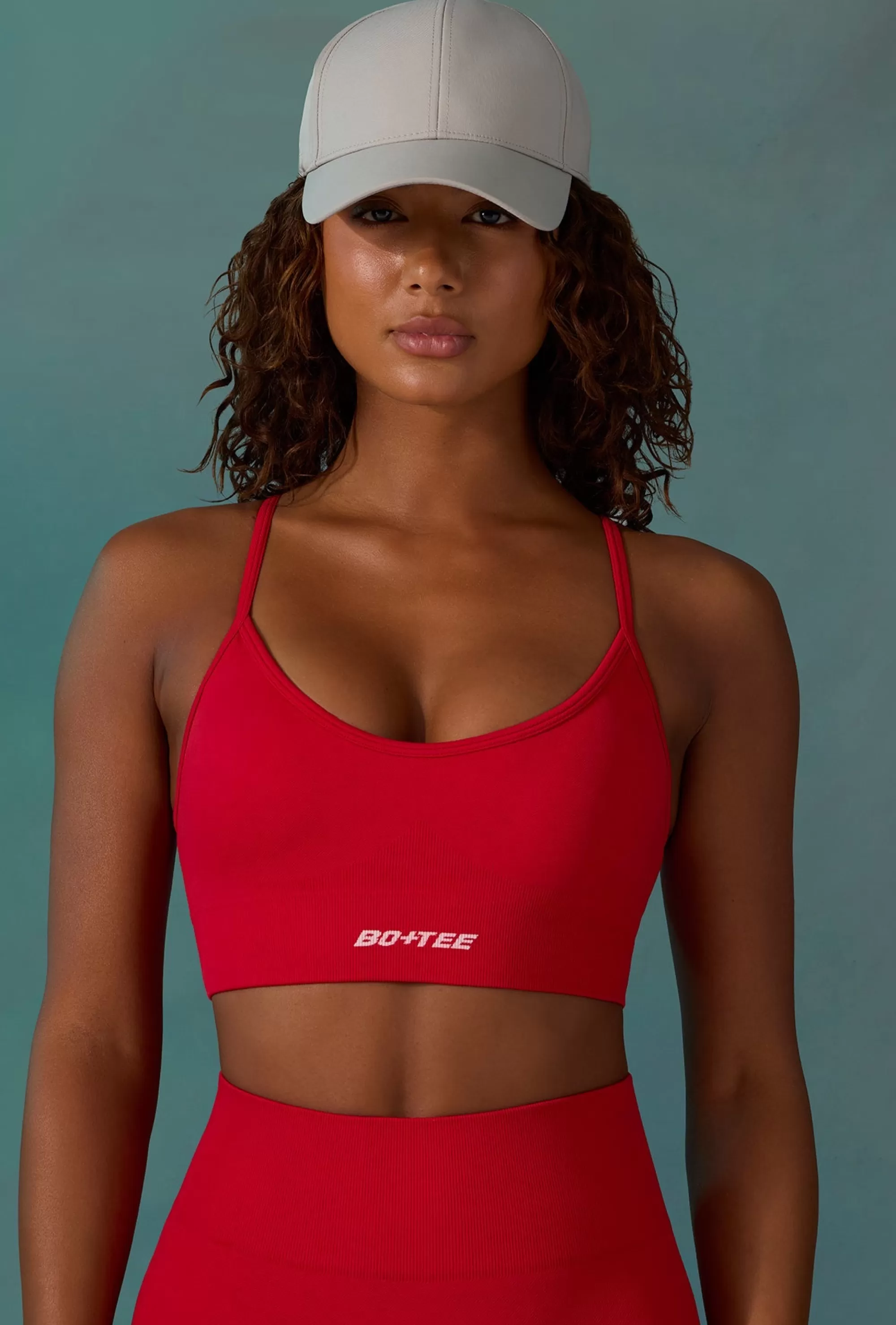 Oh Polly Super Sculpt Scoop Neck Sports Bra in Tango Red TangoRed Store