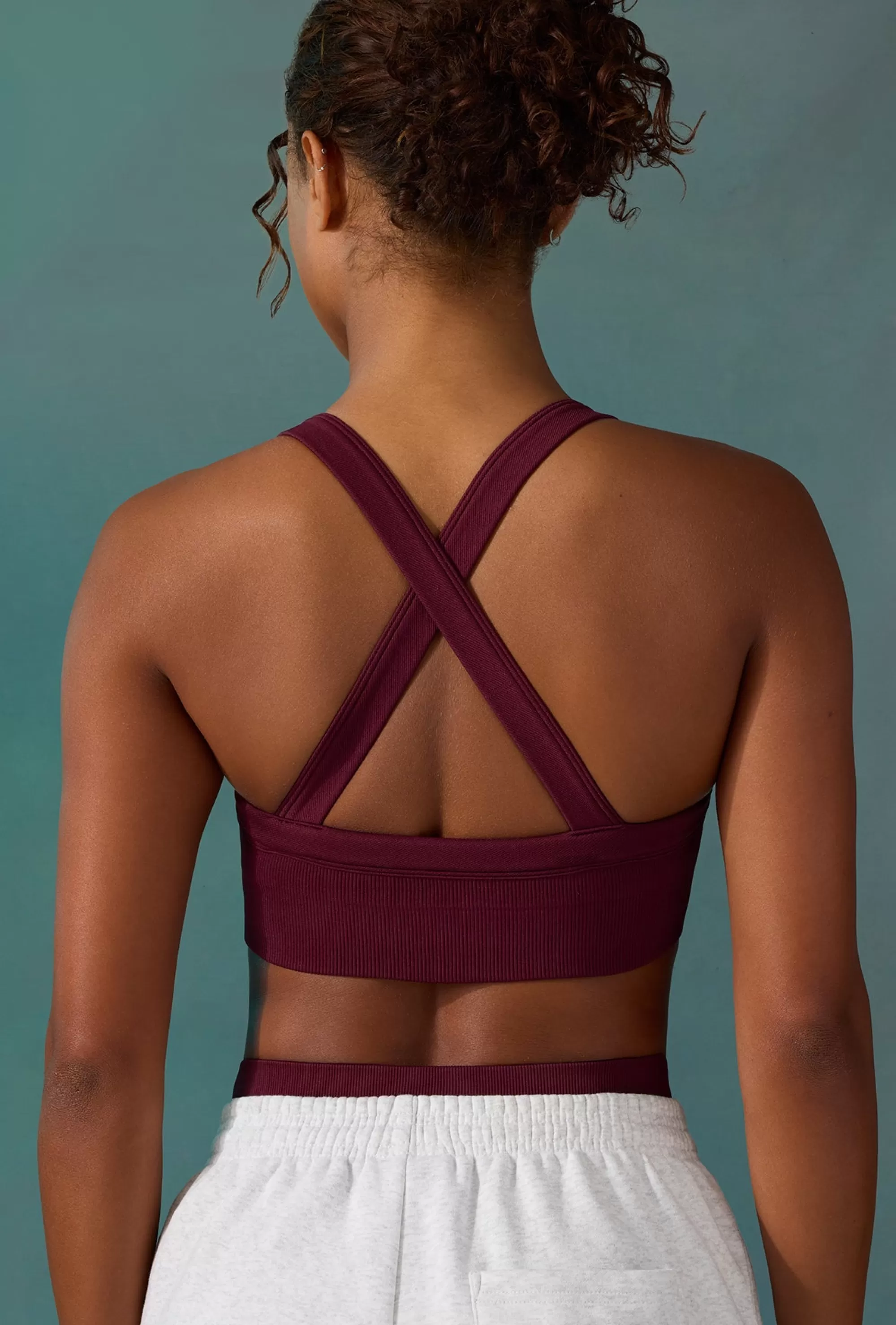 Oh Polly Super Sculpt Seamless Cross Back Sports Bra in Plum Store