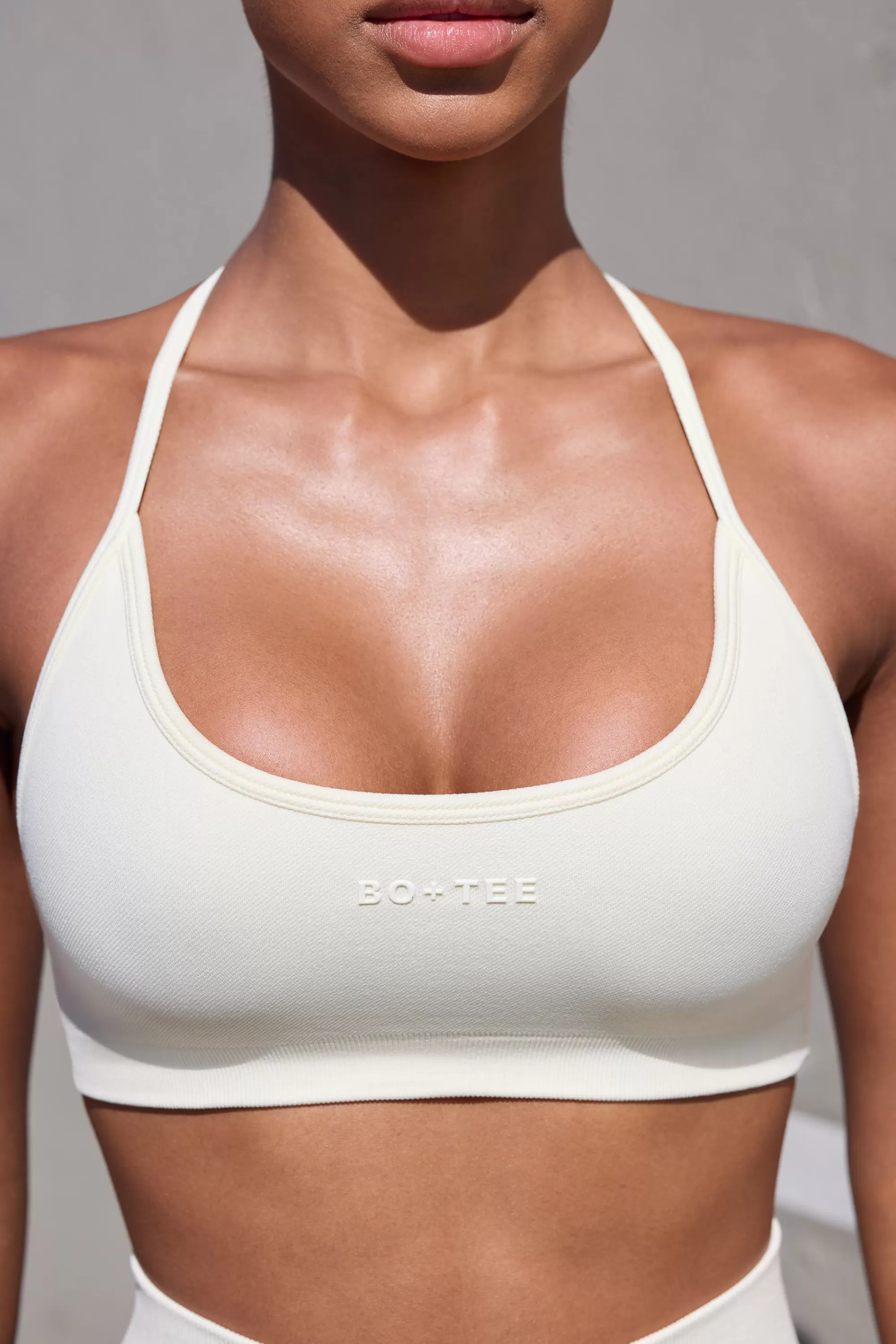 Oh Polly Super Sculpt Seamless Open Back Sports Bra in Eggshell Best